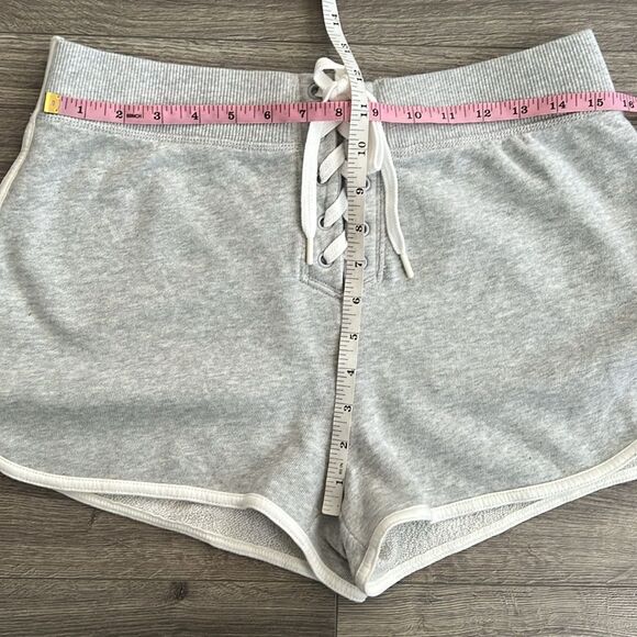 AERIE OFFLINE Lace Up Sweat Shorts Medium Gray Dolphin Hem Retro 90s Sporty NWT - Picture 7 of 8